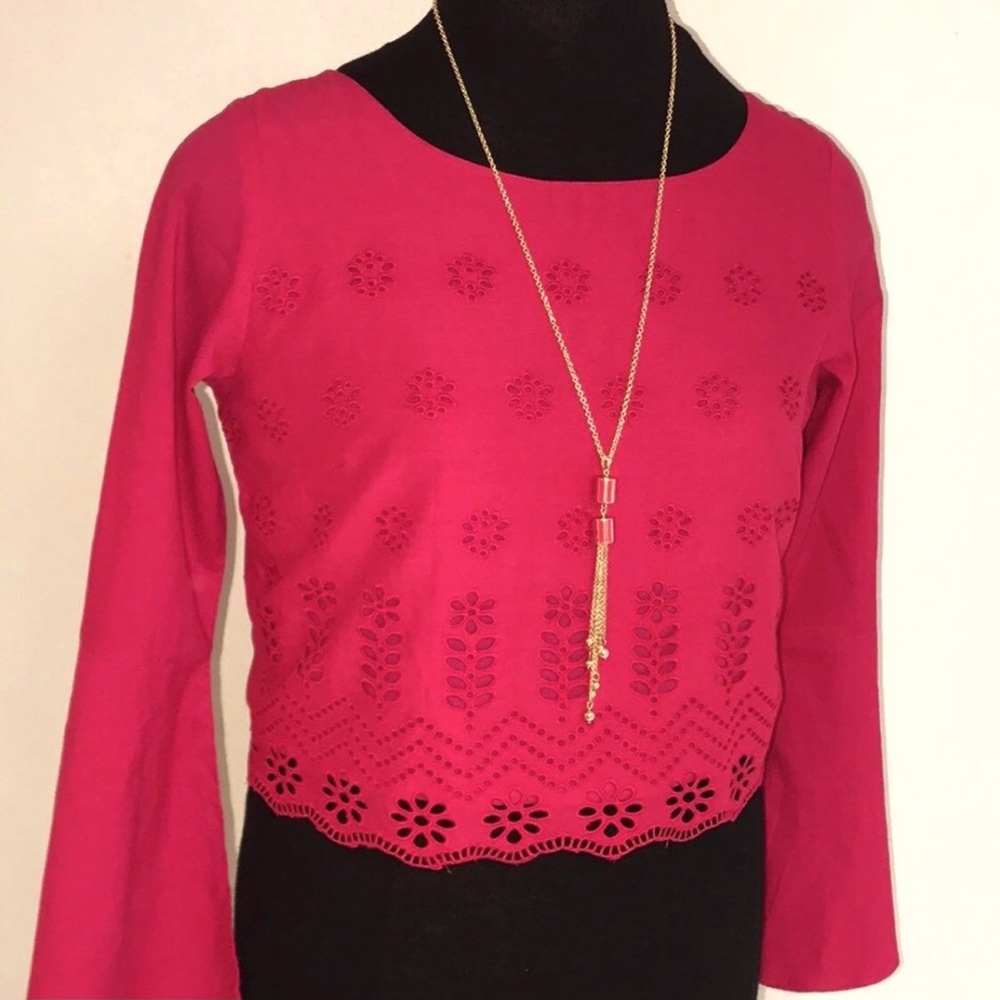 BOMBAY Cut-Out Crop Top NWT